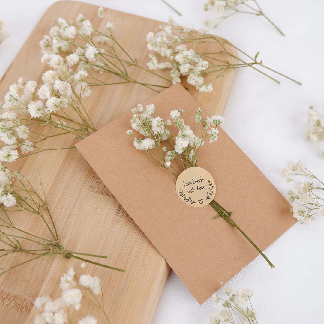 Dried Flowers White Mini Dried - огляд і ціна Dried Flower Bouquet